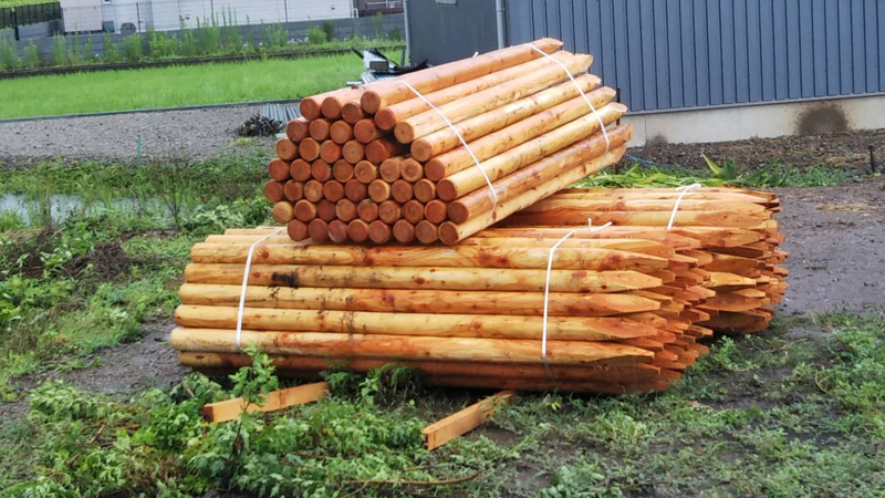 埼玉県比企郡吉見町 松杭配達