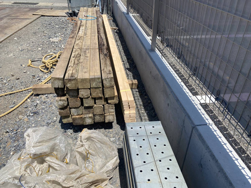 千葉県幕張 バタ角 桟木配達