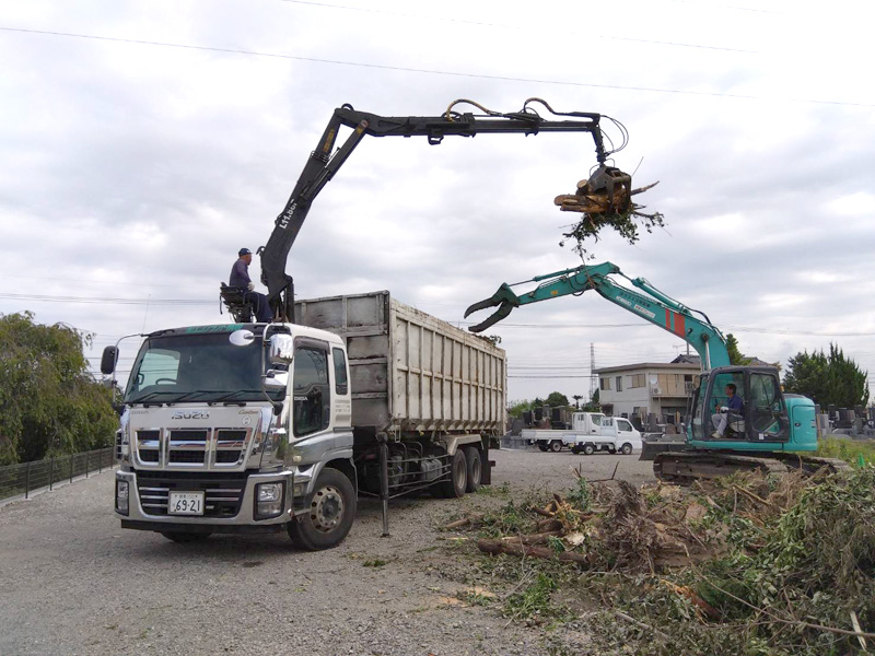 埼玉県熊谷市 伐採樹木搬出工事