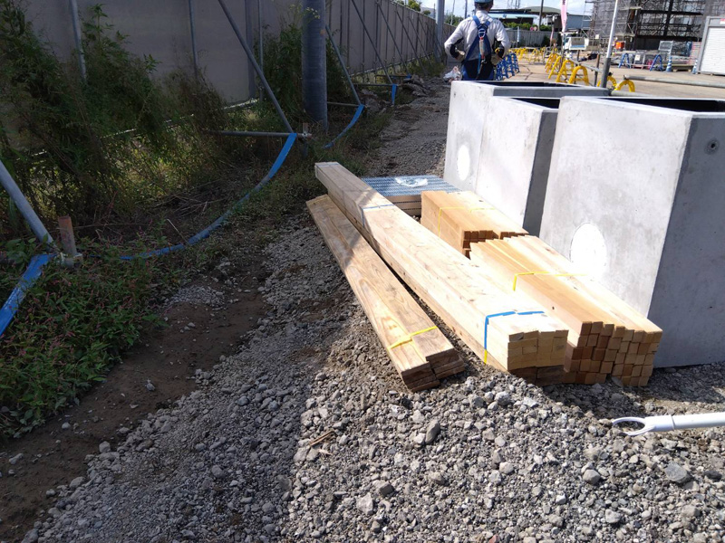 埼玉県加須市 杭 桟木 ヌキ 配達