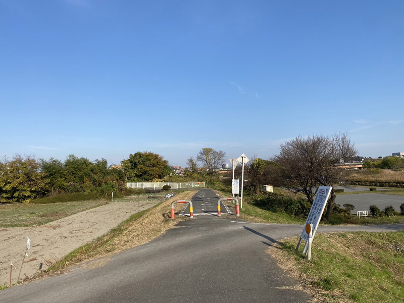 埼玉県内河川敷 伐採工事 完了