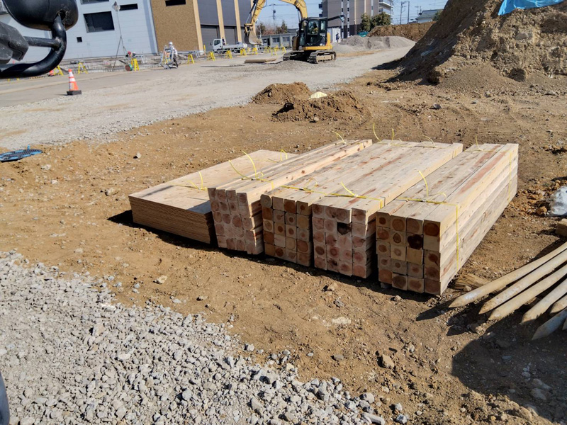 埼玉県鶴ヶ島市 バタ角 ベニヤ 配達