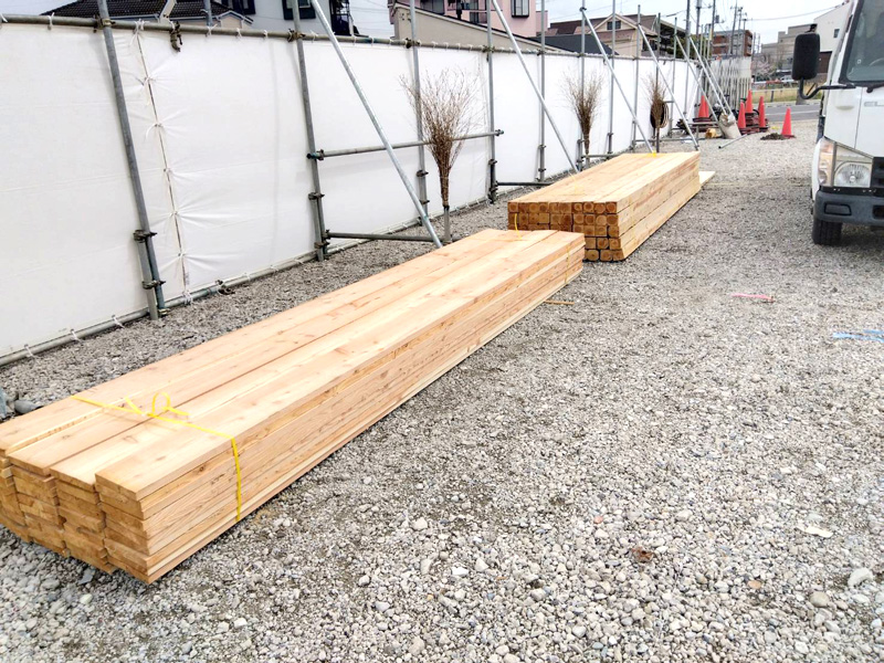 埼玉県戸田市 バタ角 矢板 ベニヤ 配達納品