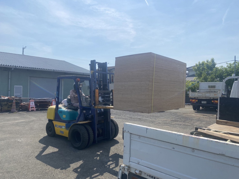埼玉県比企郡川島町 針葉樹ベニヤ 納品