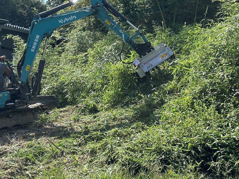 埼玉県個人宅 竹林伐採工事 作業中