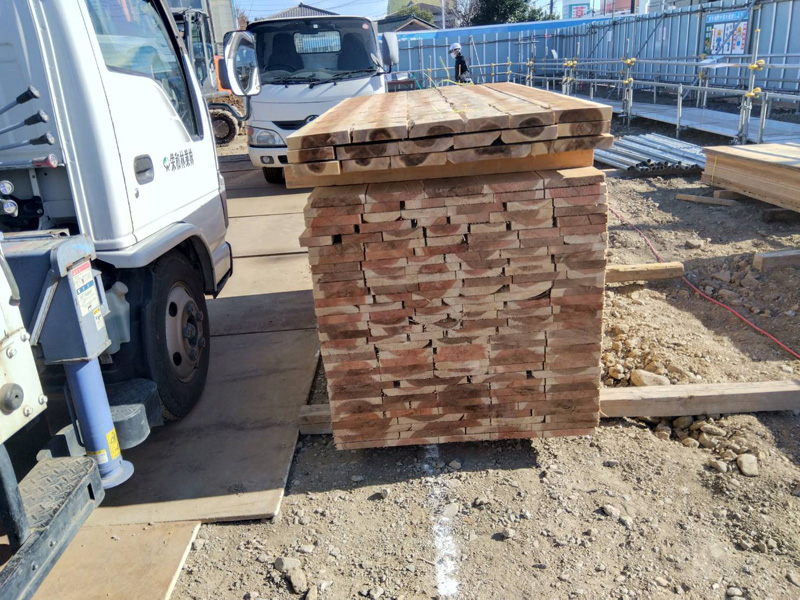 埼玉県狭山市 矢板配達