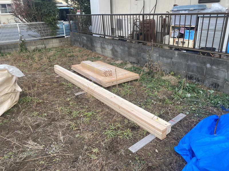 埼玉県狭山市 測量材、型枠材 配達