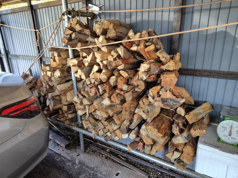 埼玉県比企郡吉見町 薪 配達