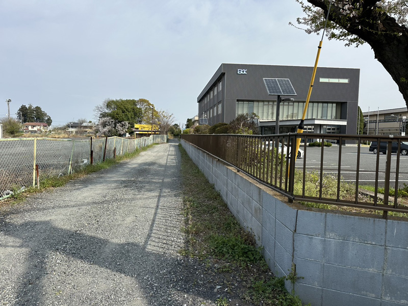 埼玉県内工場 草刈り、剪定工事 着工前