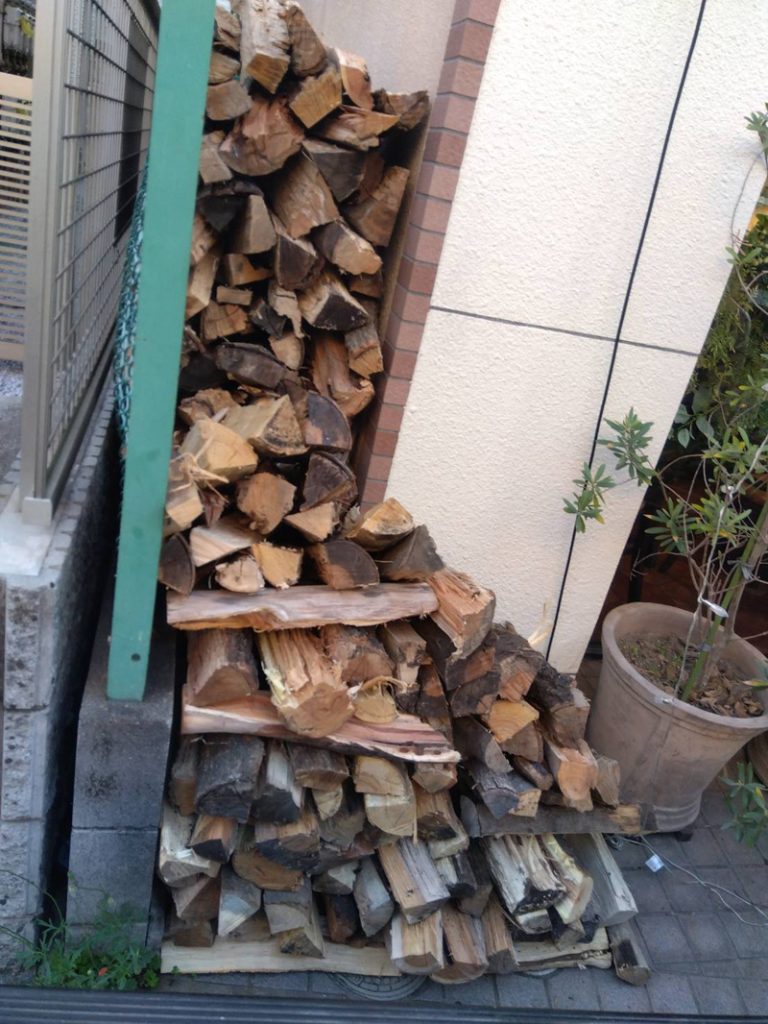 埼玉県東松山市 薪配達