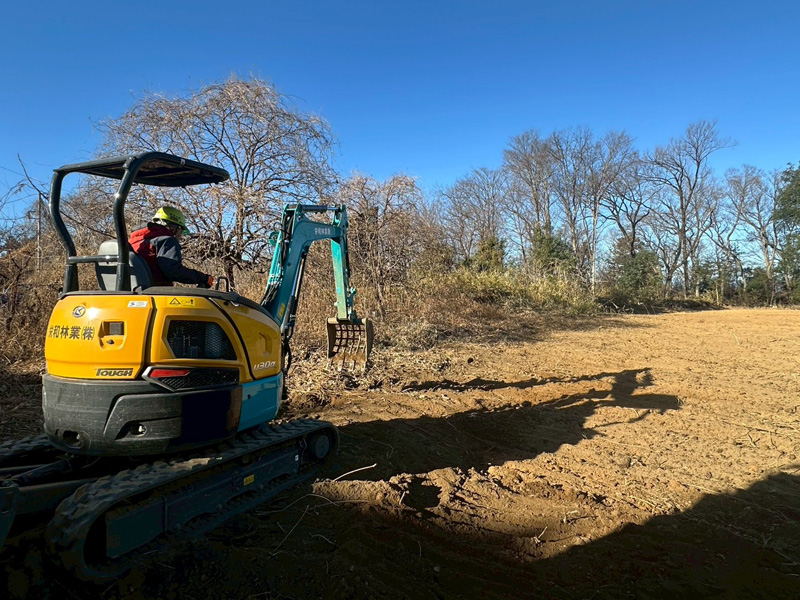 埼玉県大里郡寄居町 伐採伐根工事 作業中