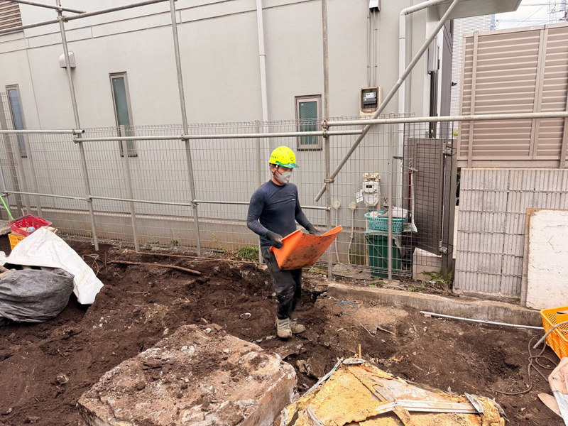 東京都品川区 解体工事 作業中