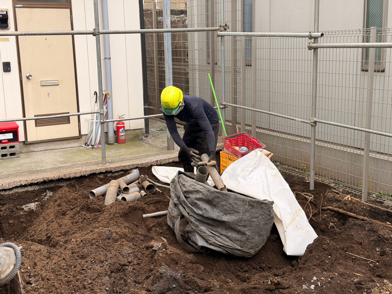 東京都品川区 解体工事 作業中